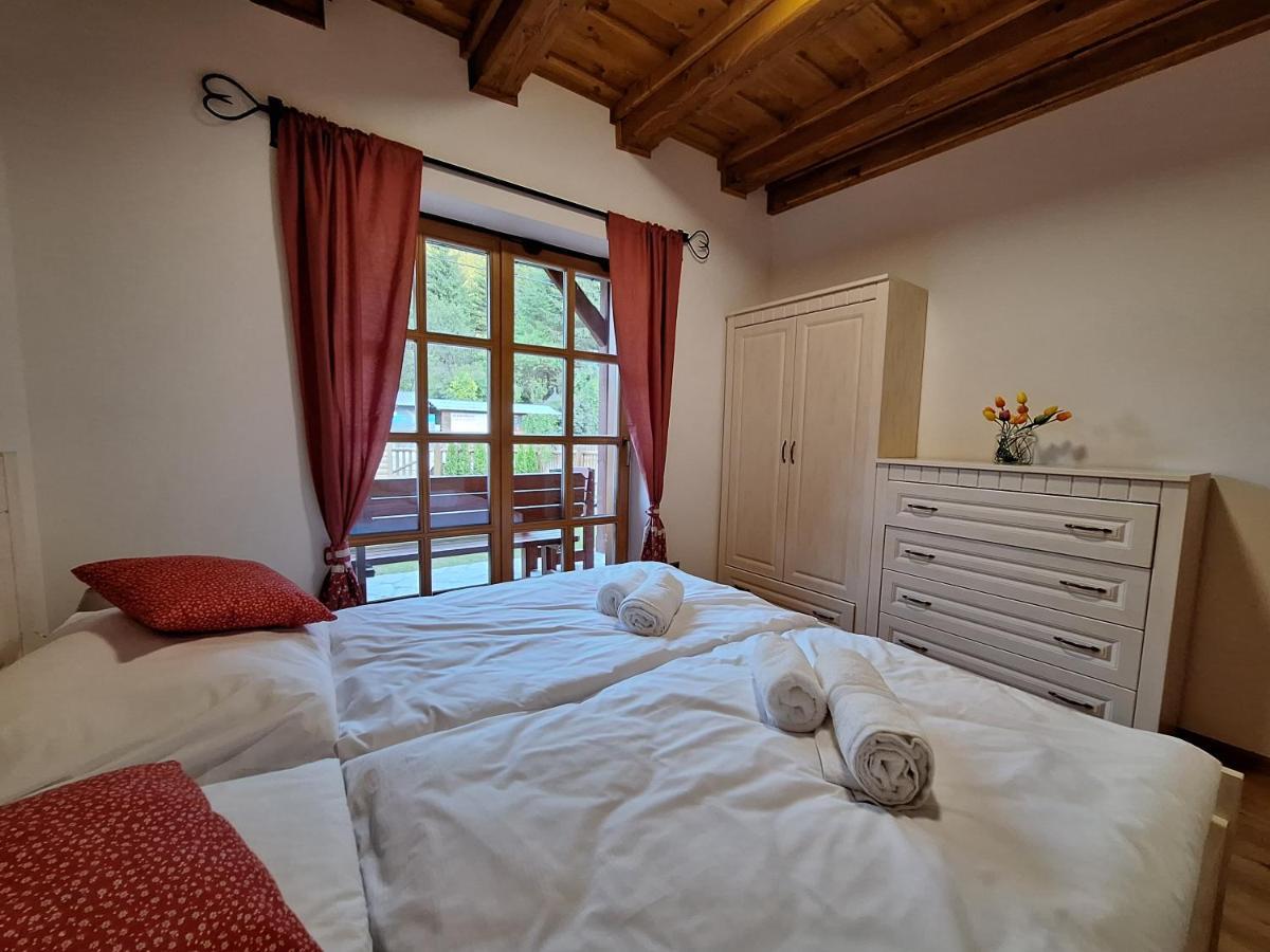 Apartman Jezerne Velké Karlovice Exteriér fotografie