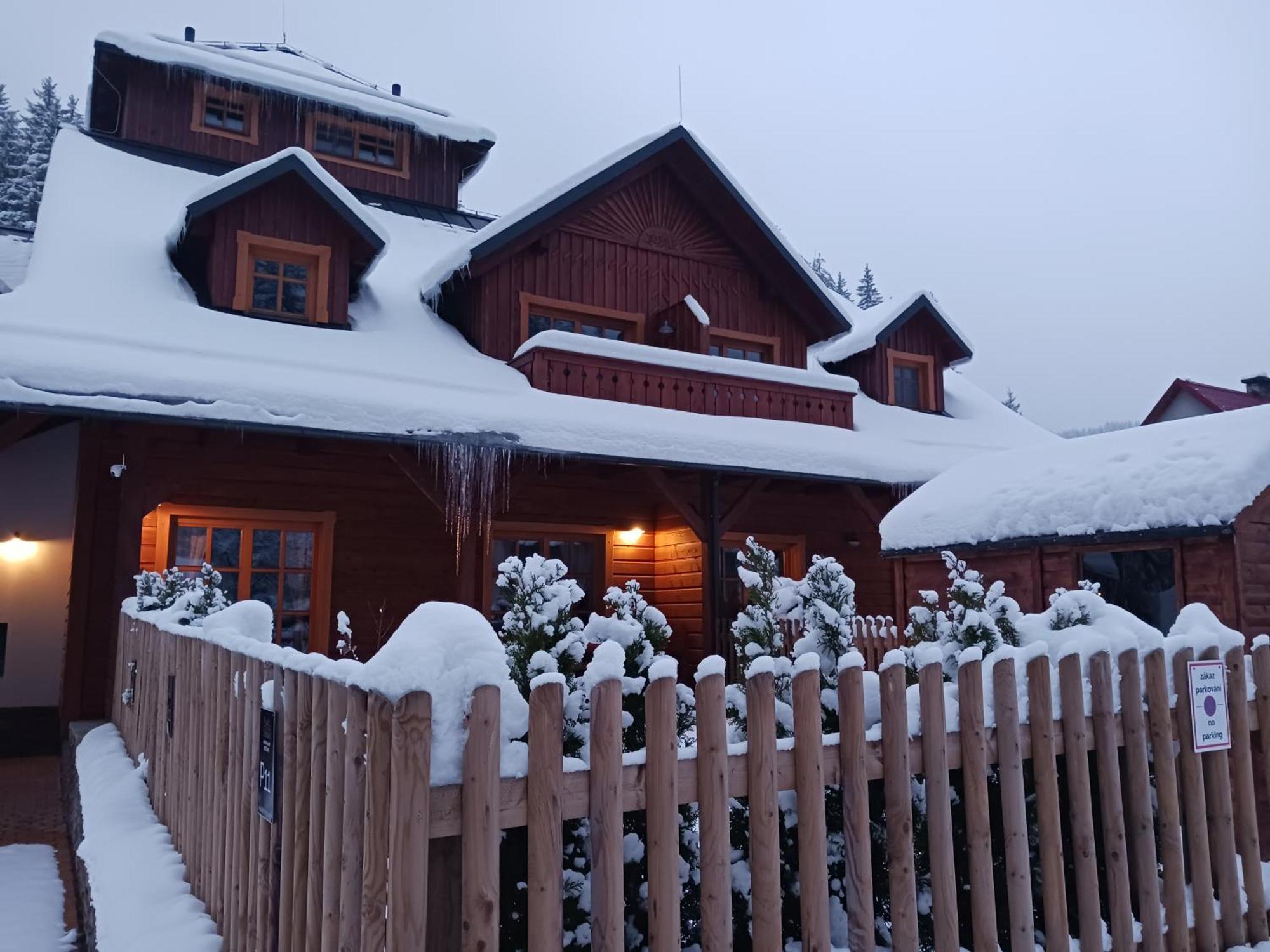 Apartman Jezerne Velké Karlovice Exteriér fotografie